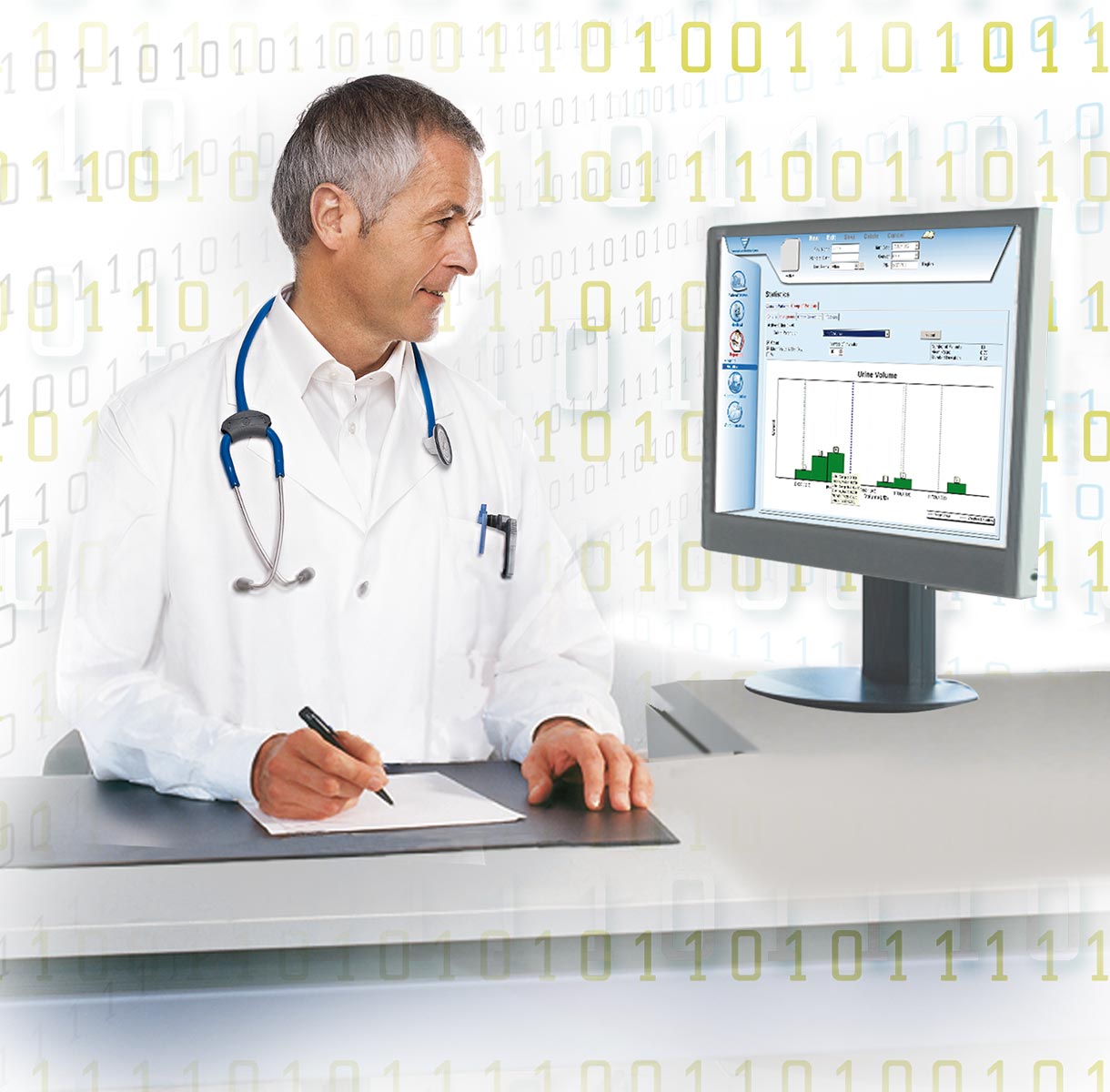 Médecin inspectant des données sur un écran
